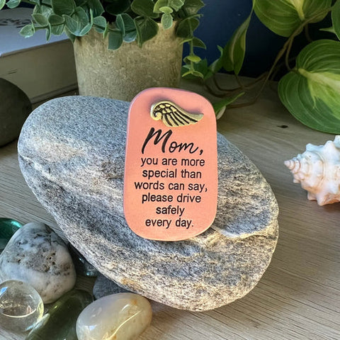 AUTO VISOR CLIP - MOM